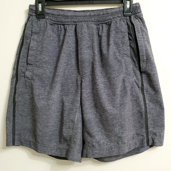lululemon athletica Other - Lululemon Men's Pace Breaker Short 9” Lined